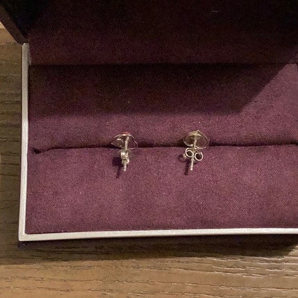 Post Heart small Coral & Sterling earring - Picture 3 of 6